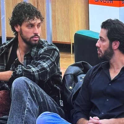 zeudizezze29463's profile picture. 