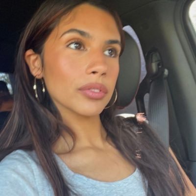 mauiskiies's profile picture. just a girl who loves football, the ocean, & mimosas. #BoltUp ⚡️ lahaina strong
