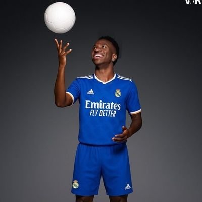 Raymax_10's profile picture. Muy madridista, opino de mi club y de alguna otra cosa que tampoco importa tanto. #Transrightsarehumanrights