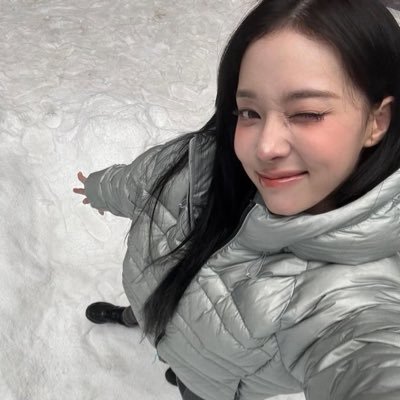 morangusa's profile picture. i don't need a man, just accessories