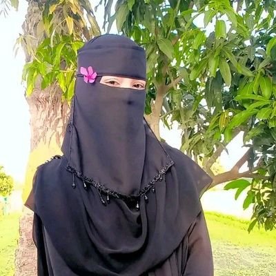 AfchanaI's profile picture. that's what?❤️‍🩹