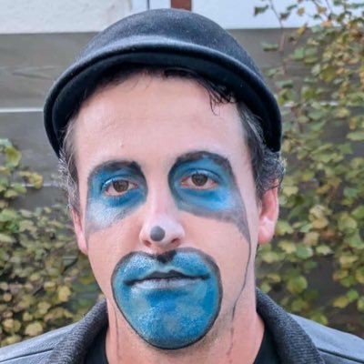 KBloomster's profile picture. social democrat. laborism. ube enjoyer. morena/pdt/alp stan. wittgensteinian mystic/theist and wildlife enthusiast. cat lady.