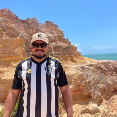 dinanhcf's profile picture. 