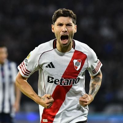 Lucass59G's profile picture. Cosas ramdon y unos factos del fútbol 🚬