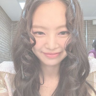 curlysita's profile picture. i just want u @vicursedd :3