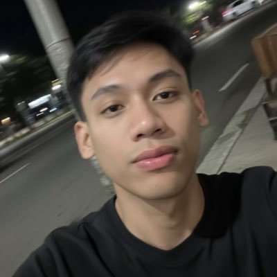 itsjuanmiguel02's profile picture. 23 |🇵🇭| 5'10 ♉️ I’m a respectful freak, I'm okay going home with just a hug, you don't need to show your body to be loved by me.