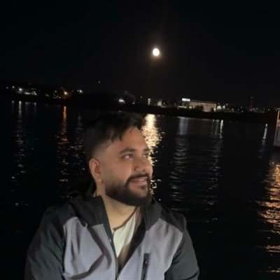 gurleenwadhwa's profile picture. between birth and death, the self awakens to the dimension beyond \$$\  I write code btw