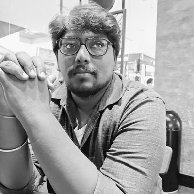 smsmani9011's profile picture. #MovieReviews #Biryanilover🤗 #AK  #Naturelover #Music #Moviessssss #BikeTravel #LiveLetLive 🙏