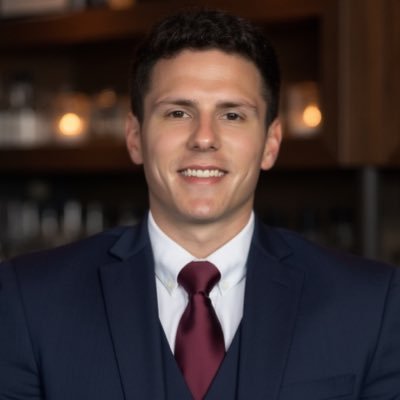 dylcodes's profile picture. Sr. Software Engineer | JavaScript ♥️ | Download InstaCal in the App Store👇👇