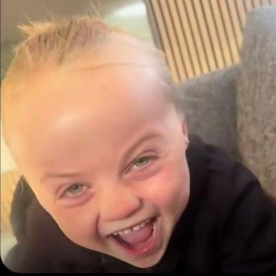iam__zola's profile picture. It's your opinion and it doesn't matter.