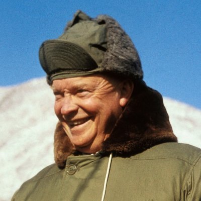 VTCentrist's profile picture. Centrist Populist, Love Nature, Hockey, Star Wars Fan, and Reading