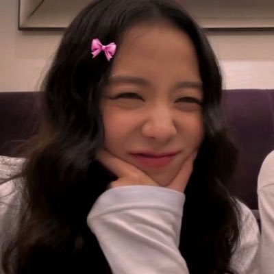 honeyyougurt's profile picture. 