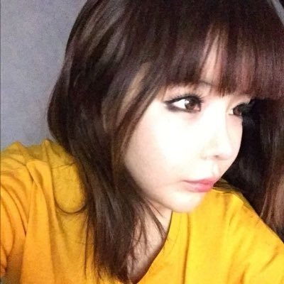 wendycaptor's profile picture. ⚢ ⚧︎ 🧶 || currently in a girls’ generation 7dreaming about a red velvet cake || in the @kkotiqueen squad 🇰🇷🇯🇵🇨🇳 +150 proofs at wendycaptor ig