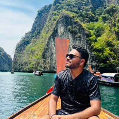 Hardik_1010's profile picture. Opinionated MBA Grad testing content creation field