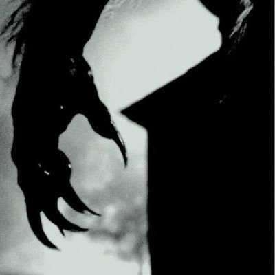 WolfgirlZoeykim's profile picture. 