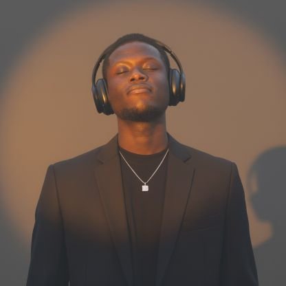 vixs101's profile picture. Frontend Engineer  || Community Tech Educator || Hngi12 finalist || checkout https://t.co/eP73lU8Aw3 || Building @secudahq