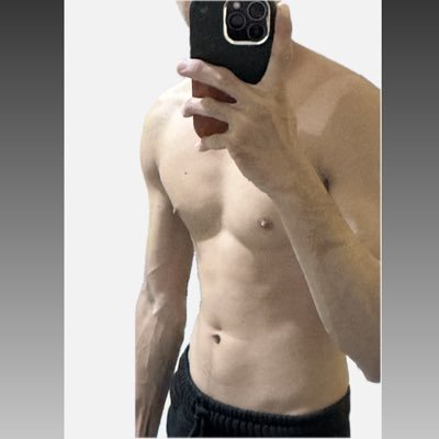 DuaShot's profile picture. ♍️ x ♎️.