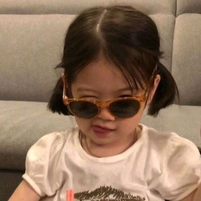 Su_ksp's profile picture. เราSupportไม่ได้จ่ายเพื่อให้เขามองเห็นเรา
แต่เราจ่ายเพื่อให้เขาอยู่ให้เรามองเห็น🙃🤏