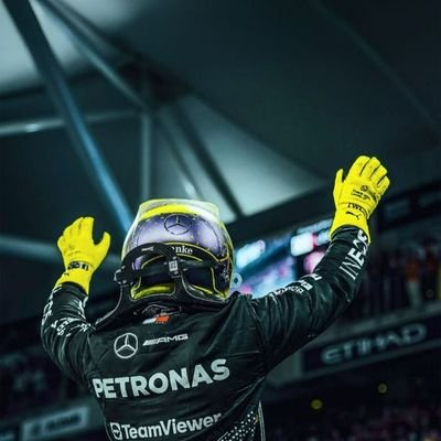 lewisofmc's profile picture. 