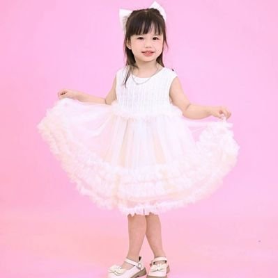 lebahai70989's profile picture. Tôi tin rằng may mắn là siêu năng lực tốt nhất, Nếu bạn có thể có bất kỳ siêu năng lực nào, may mắn là thứ bạn muốn...
Elon Musk.