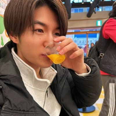 shuta_ef's profile picture. 士業特化の集客・ブランディング支援｜戦略設計〜実行支援まで一気通貫｜『士業の価値を、共に広げる。』｜テレビCM配信中の企業でマーケ担当｜(株)EPIC FACTORY 代表取締役｜23歳｜関西大学卒｜大学在学中に3事業立ち上げ