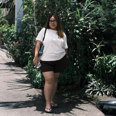 ayeitszhi's profile picture. yapping