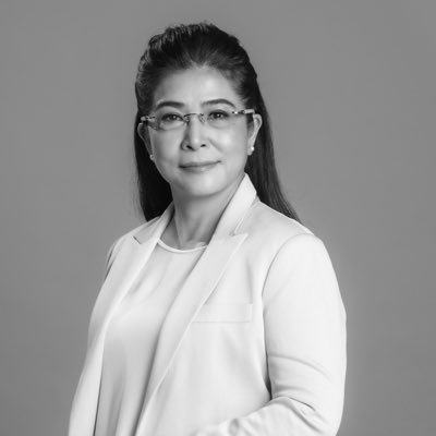 sudaratofficial's profile picture. หัวหน้าพรรคไทยสร้างไทย/ อดีตรัฐมนตรีว่าการกระทรวงเกษตรและสหกรณ์/ อดีตรัฐมนตรีว่าการกระทรวงสาธารณสุข #พรรคไทยสร้างไทย #สู้เพื่อคนตัวเล็ก