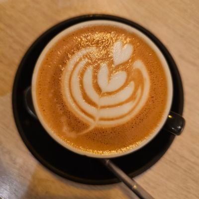 LuisAng87227438's profile picture. 