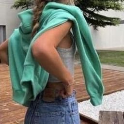 Zroeati9634303's profile picture. 