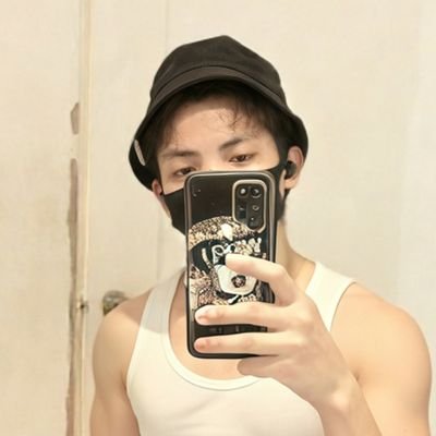 kuro_gucela's profile picture. 