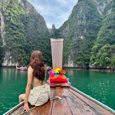 _acazarin's profile picture. ᴹˣ