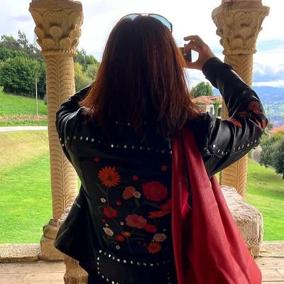 MVeterinarian's profile picture. Old fashioned.
Dreaming the impossible dream, reaching the unreachable star.
Reina en el exilio. Las migajas son para los patos. Repunantiña. Humor inglés.