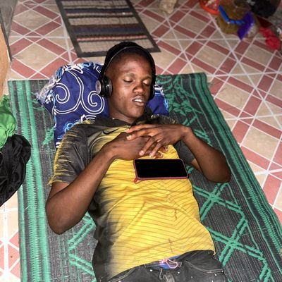 Adebayo43684880's profile picture. 📧 adebayowilliams920@gmail.com