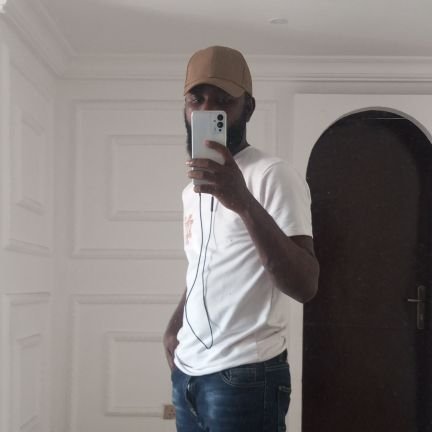 olubadan234's profile picture. Hard Working Man
.
#Lagosian