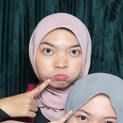 chemiszty's profile picture. chem edu 24!