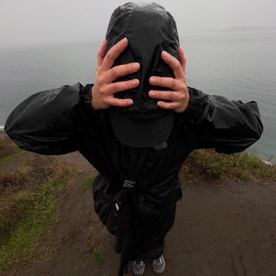 c4shmeran's profile picture. idk… i just dont know