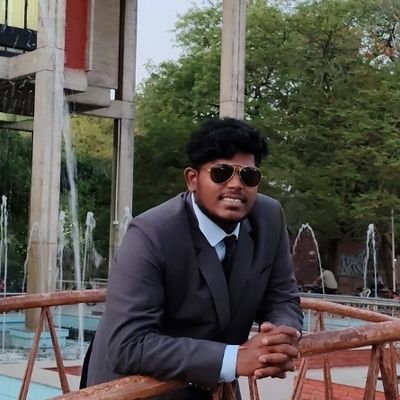 prabhat02998713's profile picture. लोग कहते हैं कि मैं तल्ख़ हो गया हूँ। IITK'25