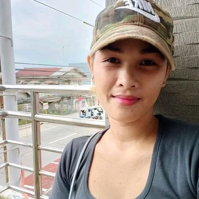 ChisimdiEbube's profile picture. Teacher 📚 | Trader 💯 | Investor in growth and opportunities 💰 | Passionate about learning, teaching, and building financial freedom