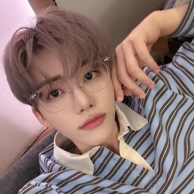 jm5764779841897's profile picture. 