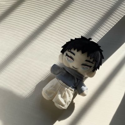 kr_2032's profile picture. 25↑/ brmy🍩 / リバリバ🐶/🐻💙/男女も腐も両方/ 管理部の話ばかりしている/🗝@2302_rk /