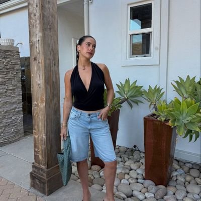 avery_ivy9's profile picture. 🌵 Arizona mama of two amazing Kids 👩👦👦 | Sun, sand & salty hair kind of girl 🏖️ | Big on family, faith & country ❤️🇺🇸 | Coffee first, politics later ☕