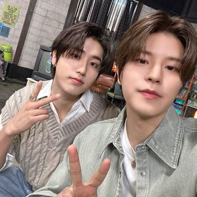 vanillash_'s profile picture. loser core & queer • 🇵🇸
 ☆skz, bts, ateez, xdz, itzy, txt☆