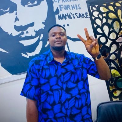 xRiZtOpHA's profile picture. 