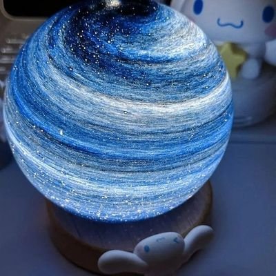 brillasa9's profile picture. 