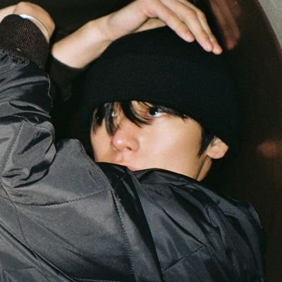 Walrusyne's profile picture. 