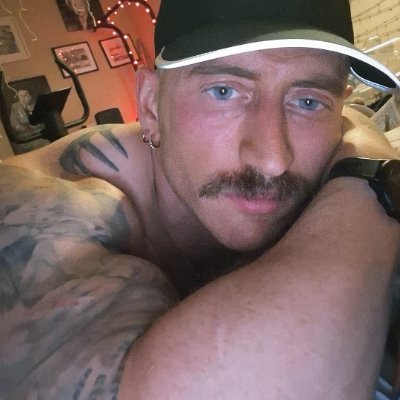 OwenDavies20's profile picture. Dad.