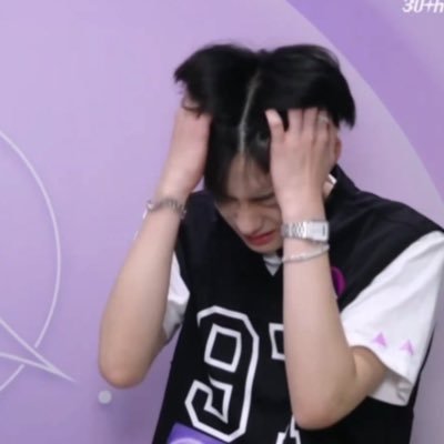 nazeeroeroero's profile picture. お手柔らかにお願いします