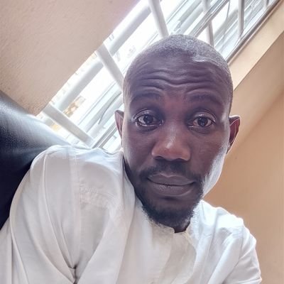 Damire102's profile picture. Businessman (Effective Manager)