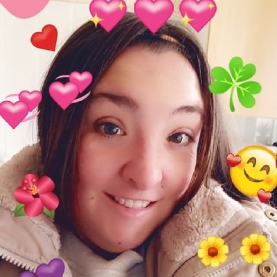 KatielouiseH5's profile picture.