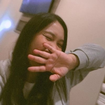 chelleyyace's profile picture. 